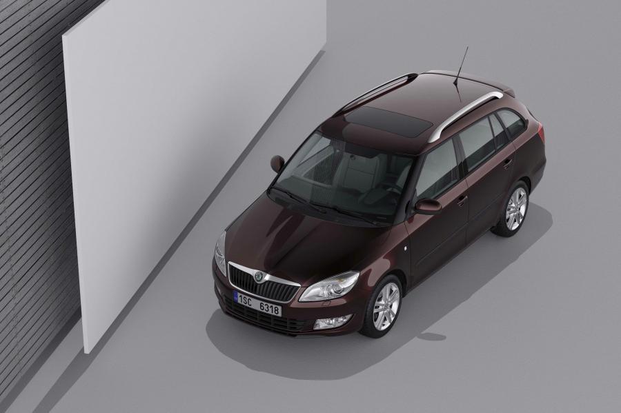  Skoda Fabia Combi 2010 года  (фото 5 из 25)
